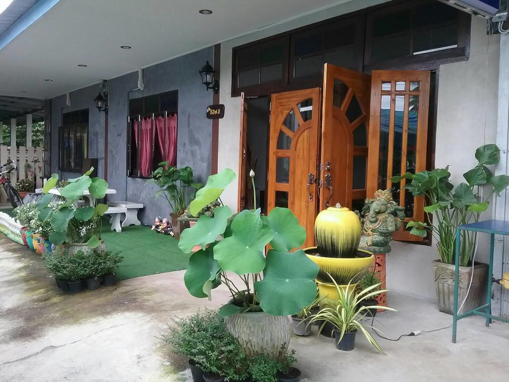 Sawang Guesthouse Ban Sawang Yai Exterior foto